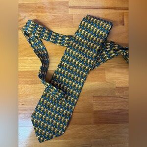 1. Disney Tiger Men’s Tie